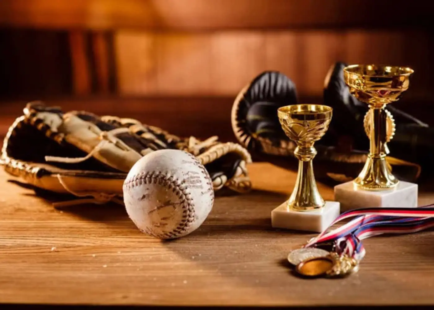 How to Choose the Best 2025 Softball Awards for Every Player